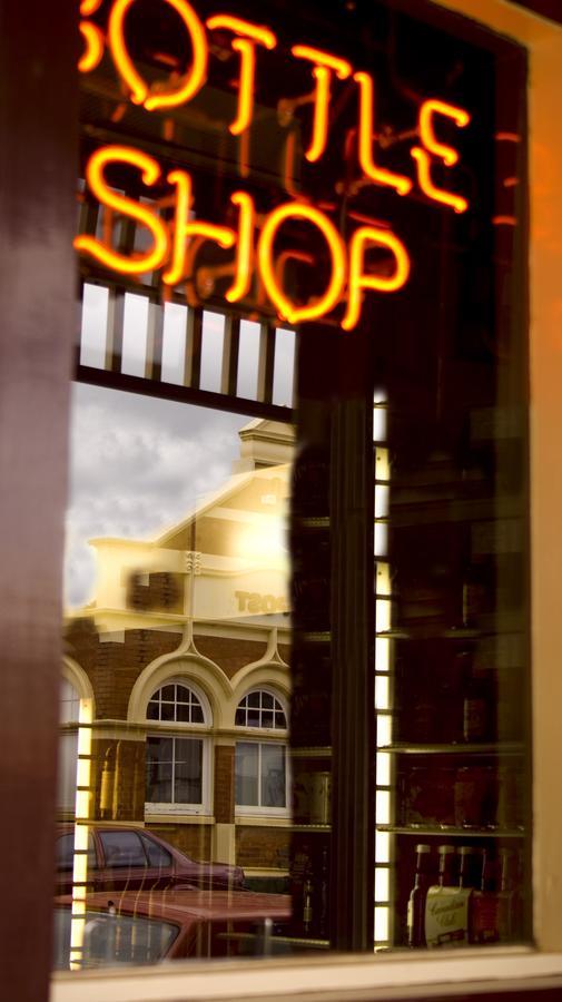 The Bridgetown Hotel Bagian luar foto